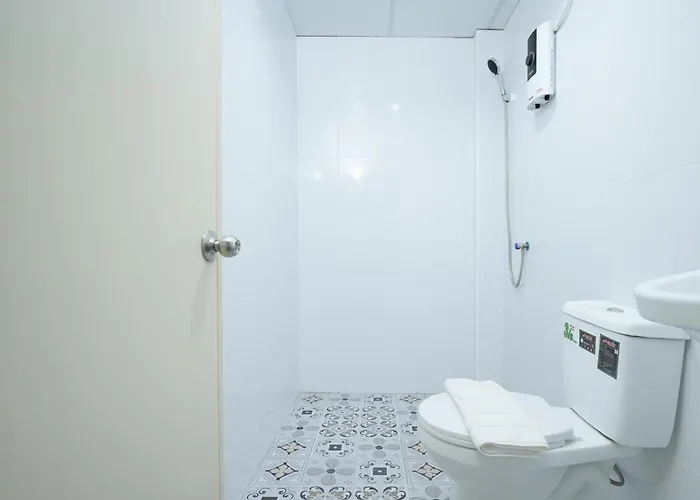 Bob House Khaosan - บ็อบเฮ้าท์ ข้าวสาร Apartment *