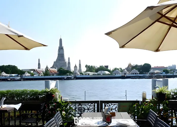 Bob House Khaosan - บ็อบเฮ้าท์ ข้าวสาร *